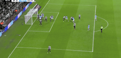 德州扑克官网-半决赛首回合：曼城2-0卫冕冠军13场不败 塞梅尼奥加盟两场造3球